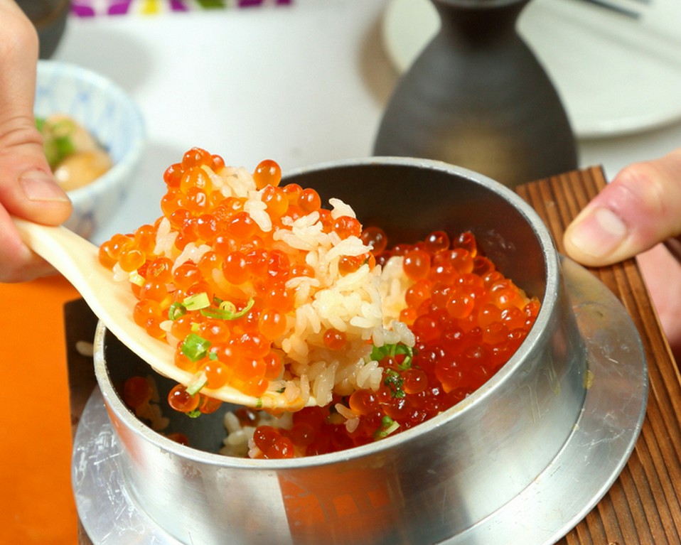 【名物料理】鶏出汁おでん＆炊き立て釜めし