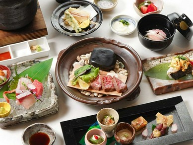 季節を感じられる会席料理