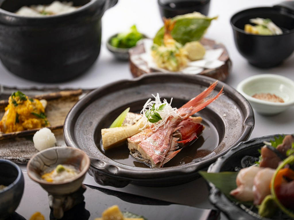 全国から厳選した旬魚旬菜