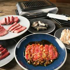 希少部位×特製タレ。とろける赤身の旨みがくせになる『名物　金蘭苑ロース』