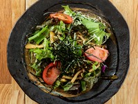 生ハムと白桃のフレッシュサラダ