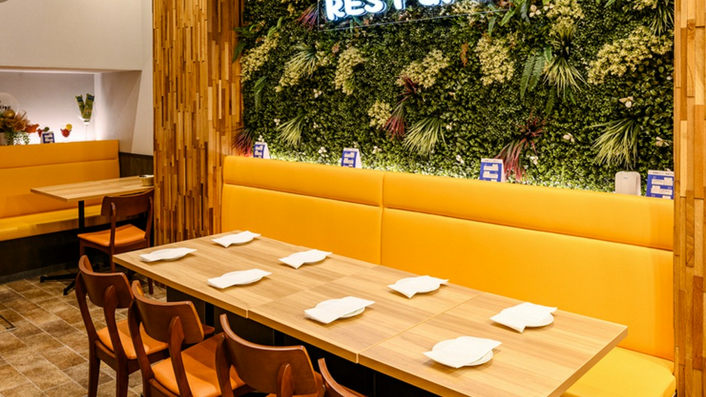 “くつろぎ、安らぎ、落ち着く”。緑と自然な光が差し込む空間