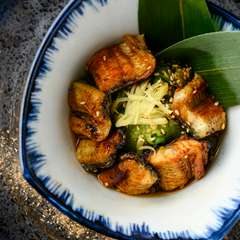 昼間はもちろん、夜はお酒とともにゆったり一人で過ごしたい方へ