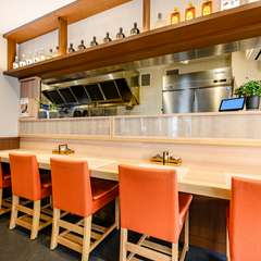 大切な人と過ごす時間に、心地良い空間とおいしい料理が調和