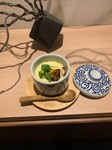 さっぱりとした酢じめきゅうりと鰻蒲焼。鰻料理の定番です。