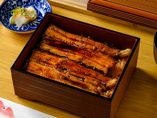日々焼き続けることで鰻の味わいが一層濃くなる『国産うな重』