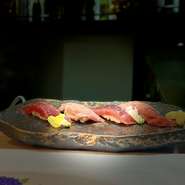 こだわりの鮪
こだわりの酢飯
こだわりの醤油
絶品です(σ&bull;̀ᴗ&bull;́)σ