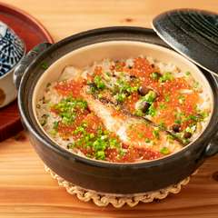サーモンといくらの土鍋ご飯