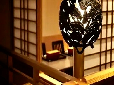 モダンな雰囲気の完全個室。大切な人の記念日にオススメ