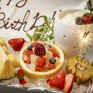 【 ★ 個 室 空 間 ★ 】
豪華キラキラ花火付きbirthdayプレートサービス致します！サプライズなどの相談も対応しております★お気軽にスタッフまでお尋ね下さい。