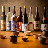 個室居酒屋で酒宴。全国の希少な銘酒・日本酒が常時20種類以上