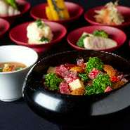 和牛と魚介をふんだんに使った人気商品。
デザート、コーヒー紅茶付き。