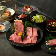 オススメメニュー満載のコースをご用意。自慢の「まつなが和牛」を心ゆくまで楽しむコースは、公私問わず幅広いシチュエーションに対応してくれます。