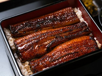 3種の鰻を満喫。注目の逸品『食べ比べ重』