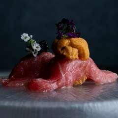 香り、旨み、舌触りが織りなす至福の一貫