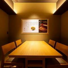 上質な空間と食で接待を後押し。こだわりの酒・一品料理も用意