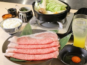 上質な肉をこだわりのスタイルで『すき焼き・しゃぶしゃぶ』