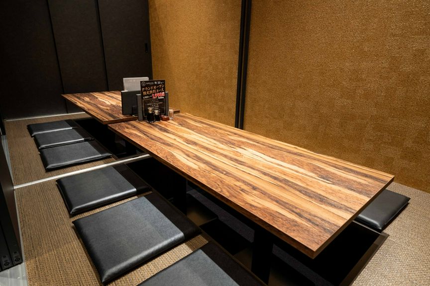 ビジネスシーンの利用に最適。落ち着きのある和モダン空間