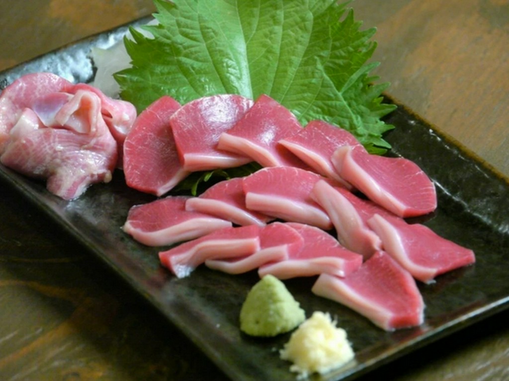 臭みゼロ！独特のコリコリ食感がクセになる『砂肝の刺身』