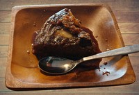 スリランカの伝統的なお菓子プリンのような味わいです