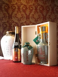 陳年紹興酒をはじめとした『酒』