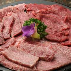 こだわり食材をリーズナブルに。人形町で愛され続ける焼肉の名店