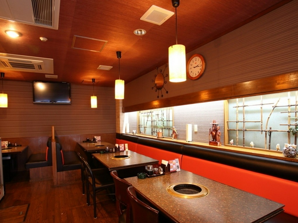 女性同士も入りやすいアットホームさ。女子会利用も歓迎