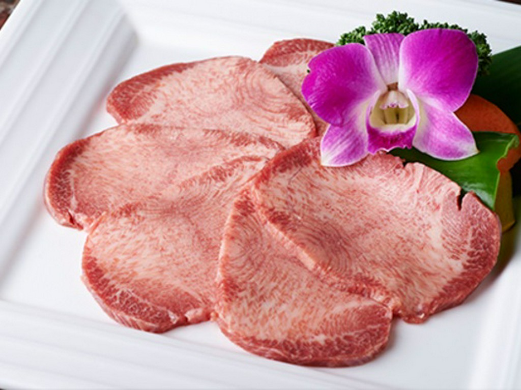 クセになる食感『タン塩』