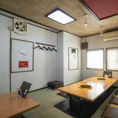 家族連れの利用も歓迎。少し贅沢な焼肉を気兼ねなく楽しめる場所