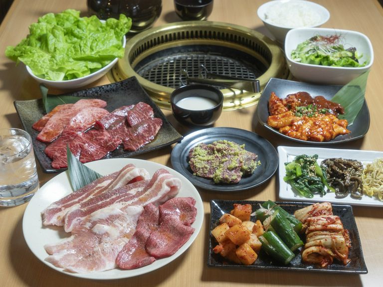 イチオシメニュー＋飲み放題付きコースもあり