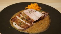 ミニスープ・ミニサラダ・ライス付きの
ポークジンジャー定食。