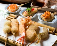 多くのご要望にお応えし21時以降の串揚げ提供始めました!
コースではなく気軽に当店人気の串揚げをお試しいただけまして、追加で単品串や単品料理も承っております。