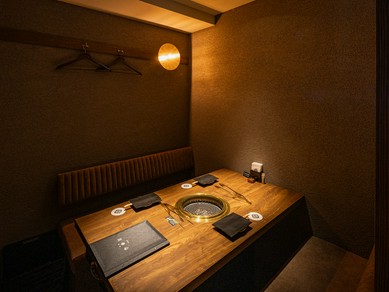 2名〜16名、シーンに合わせて使い勝手の良い個室を完備