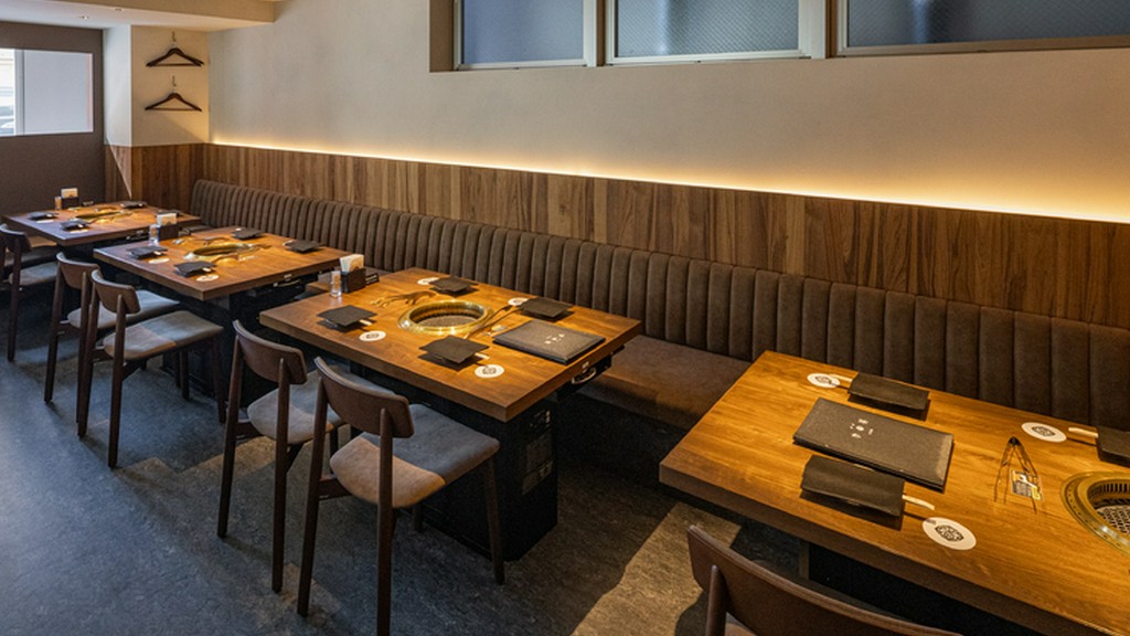 雰囲気も味のうち。大切な人と、大人の焼肉デートを