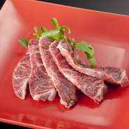 濃厚な旨みと食感に舌鼓。 肉厚にカットした贅沢な逸品。