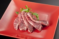 濃厚な旨みと食感に舌鼓。 肉厚にカットした贅沢な逸品。