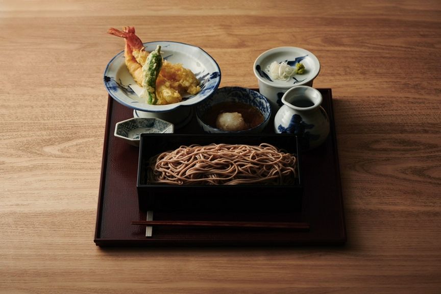 道産石臼挽そば粉を使用。風味豊かな『蕎麦』