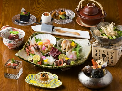季節の会席料理も相談可。駅チカ・個室・珠玉の酒で、接待に最適