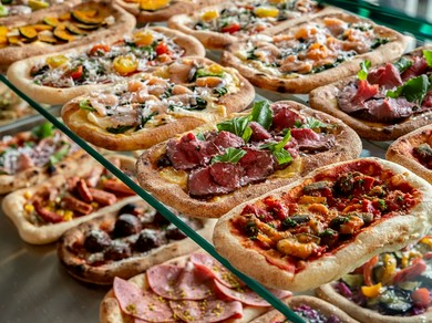 豊富なメニューが自慢！イタリア料理とワインの食堂