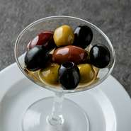 marinated olive