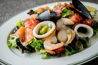 seafood salad

ピッツァ食べ放題＆スープ付