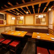 新店舗だからきれいな店内♪豊富なお席のタイプをご用意しておりますのでお席のご相談もお気軽に◎