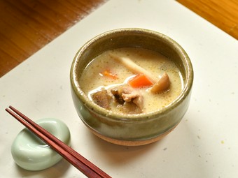 最初の一杯に『粕汁』