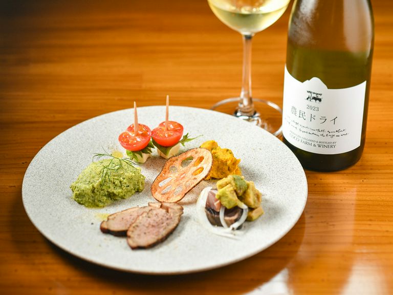 お酒のアテに。オススメ酒肴『前菜盛合せ』