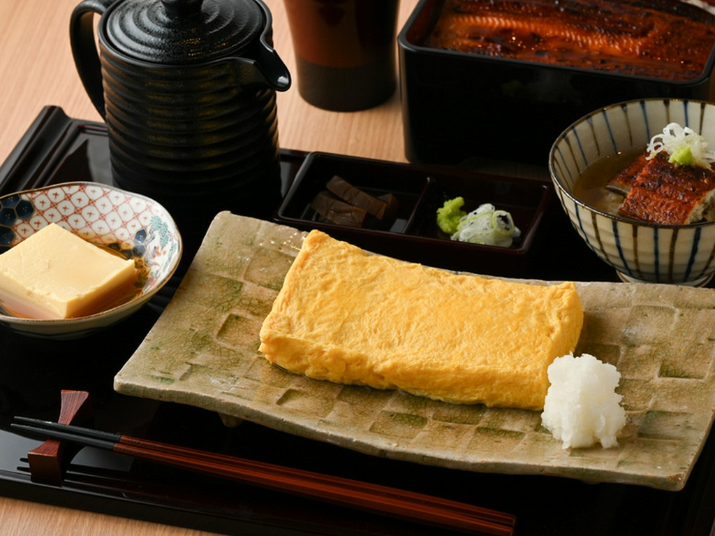 ふんわり『厚焼きたまご』など、うなぎ以外の料理も自信作