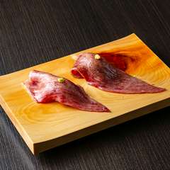  炙り和牛肉寿司