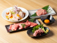万両のお勧め料理集合体！全11品でお腹いっぱい。飲み放題40種付L.O.90分の120分。赤身はすべて黒毛和種