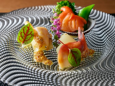 心がほどける一皿！季節の香りや彩りが舞う『季節の前菜』