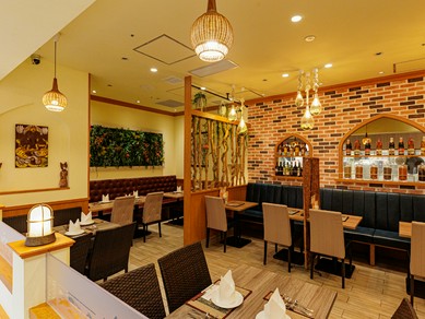 オシャレな空間でいつもと違う華やかな女子会