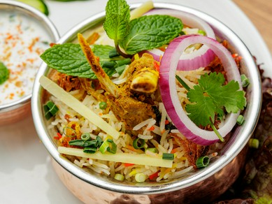 風味豊かなインド流炊き込みご飯『ビリヤニ』